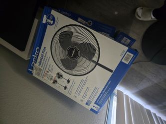 Lasko Pedestal Fan