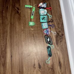 9 Awesome Keychains