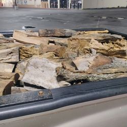 Feel Warm Good Good . I'm Available For Delivery Eny  Time 