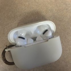 AirPods Pro’s 