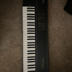 Ensoniq Mirage (no floppy)