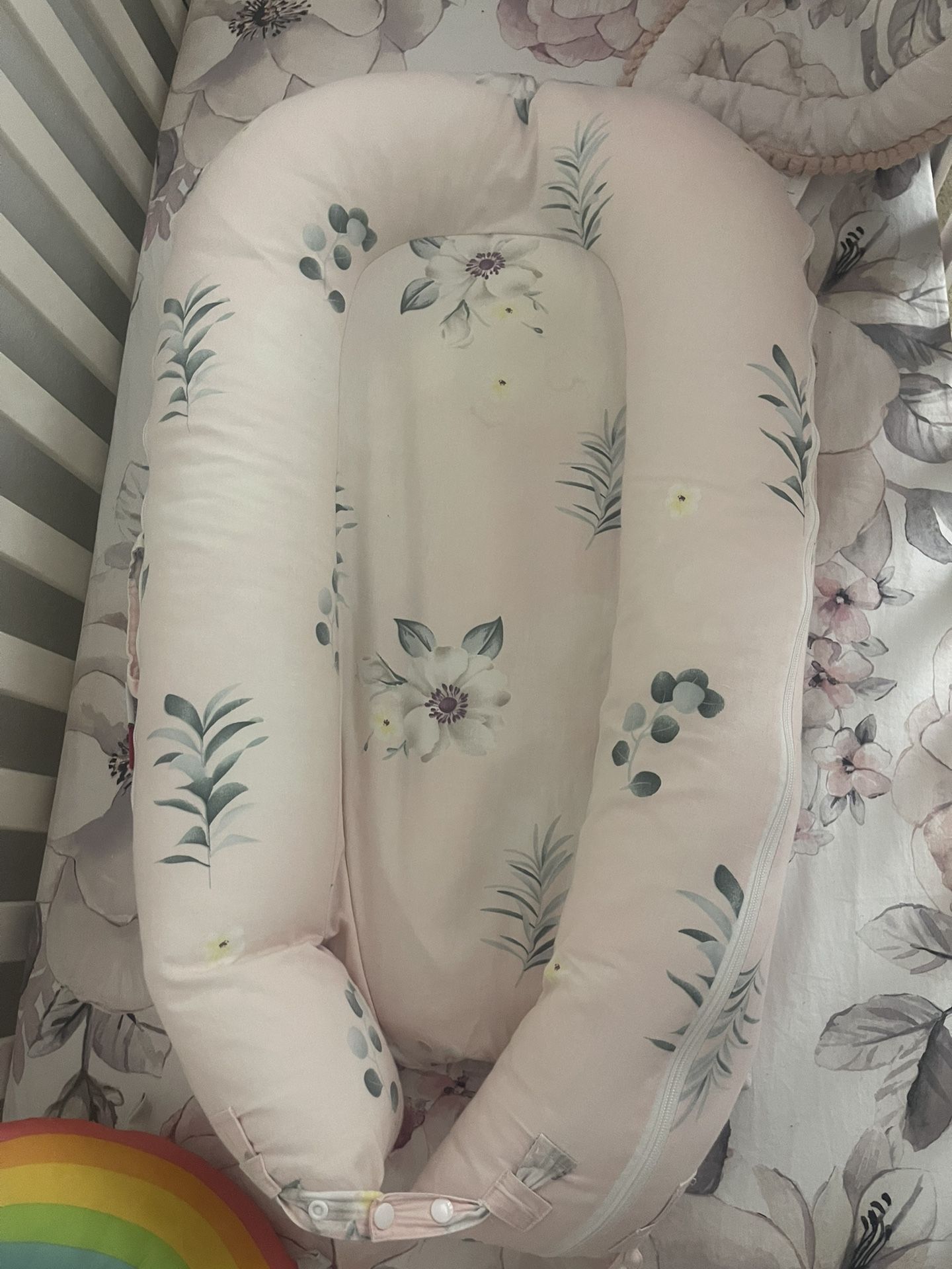 Baby Snuggle Nest Lounger 