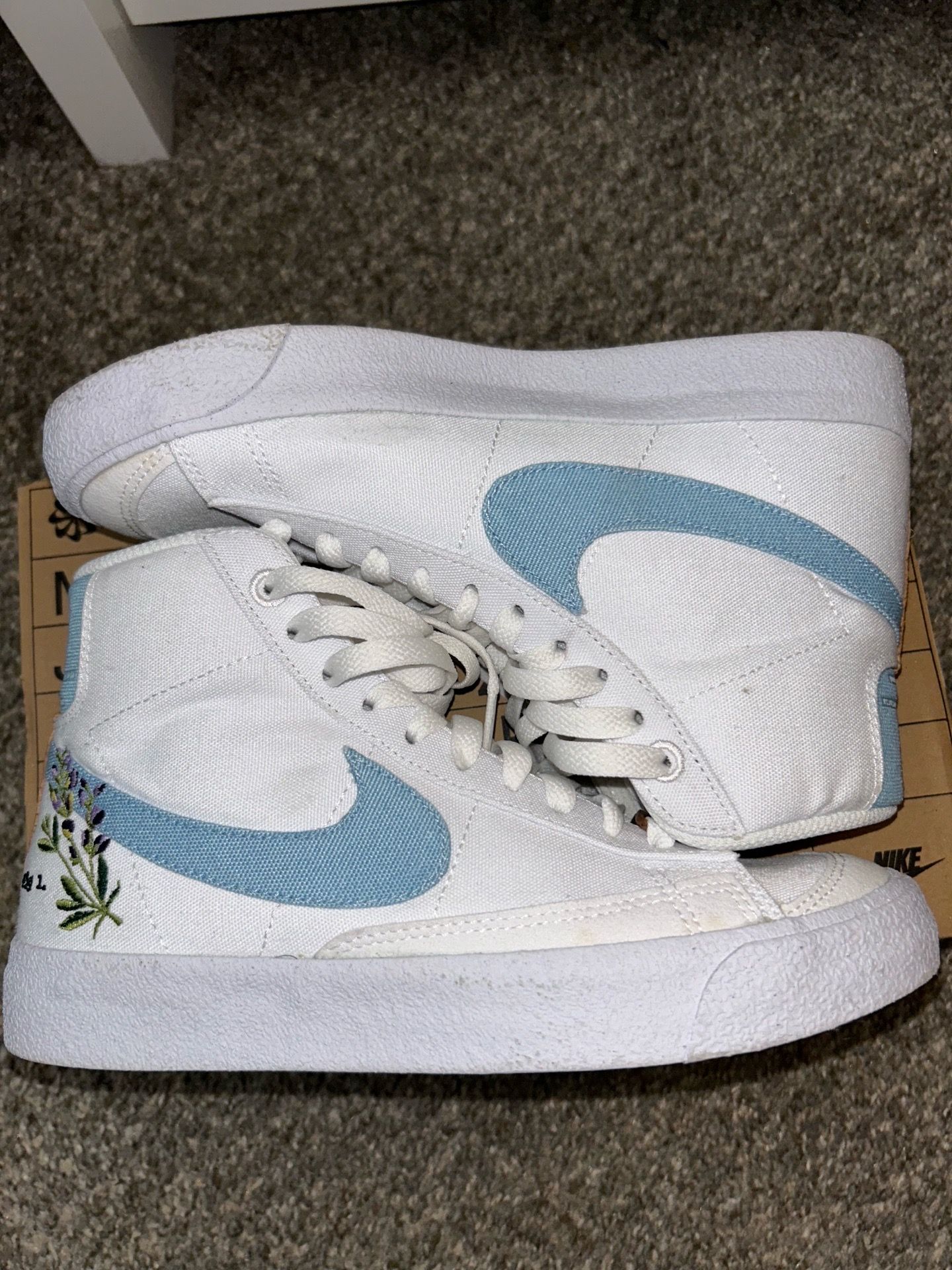 Nike blazer (size 4)