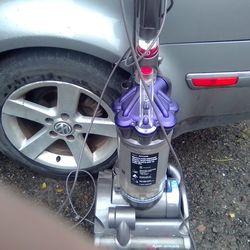 Dyson Vaccum