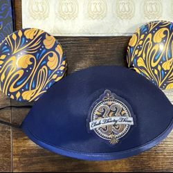 Brand New 2024 Disneyland Club 33 Alfred Collection Mickey Mouse Ears