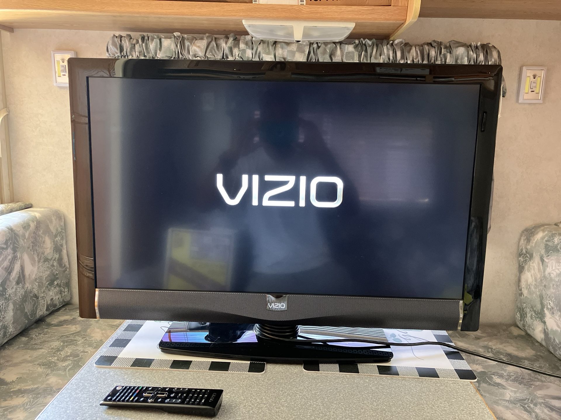 Vizio Flat Screen
