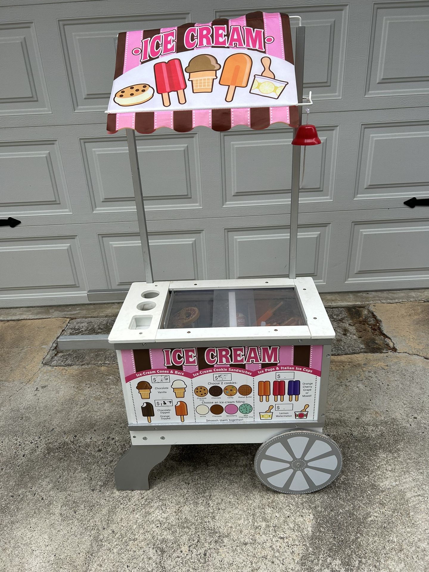 Melissa & Doug Ice Cream Stand