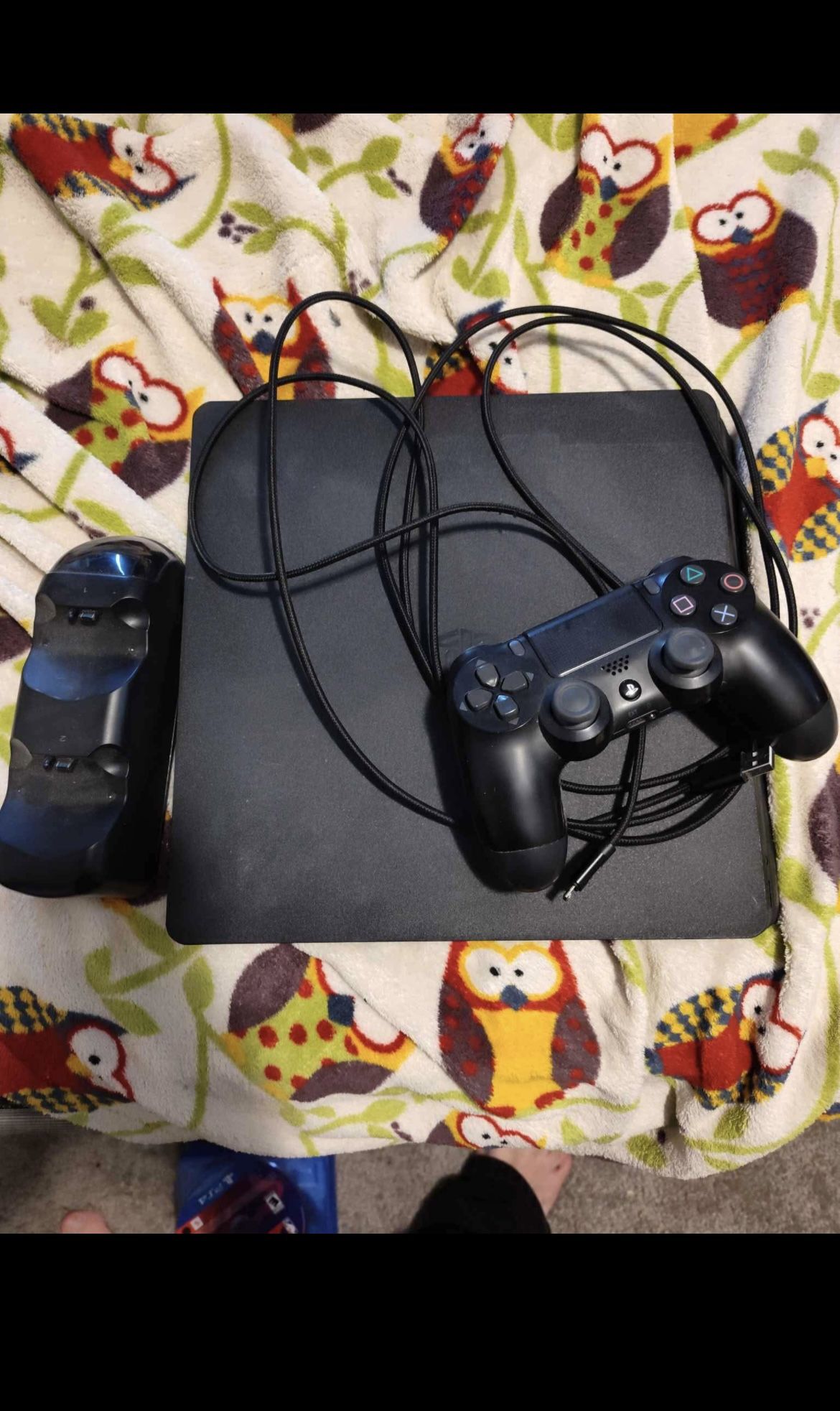 PS4 with 9 Games And 1 Controller