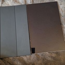 Like New Samsung S10 Ultra Tablet 