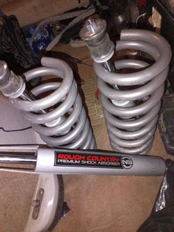 Rough country suspension lift kit