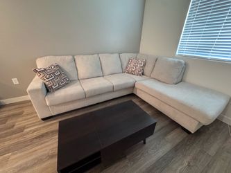 Sectional couch