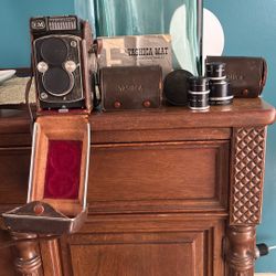 Yashica Mat EM Camera And Lens Yashinon Aux Wide Angle Lens 8028,8223,5142 Telephoto Viewer and Aux Telephoto 