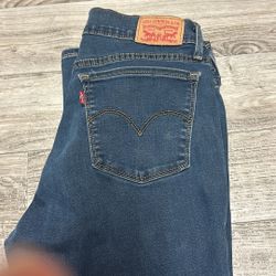 Women’s Jeans 