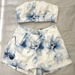 Two piece summer clothing