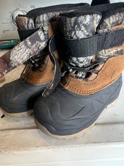 Boys Snow Boots 10c