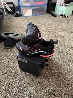 Puma Sneakers Black Pink Teal Sz. 7.5 Women