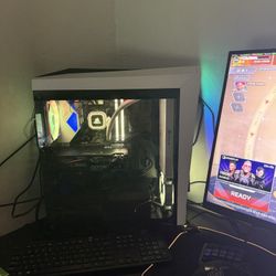  Custom Built Pc And Monitors 