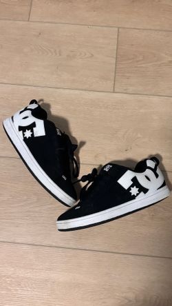 DC court graffik  shoes