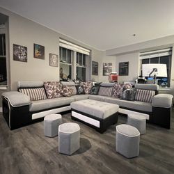 One Of A Kind Luxury Couch And Accessories For $2,500