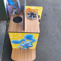 Blue's Clues Wood Kitchen