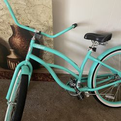 Baby Blue (or Teal lol) Hyper Bicycle 