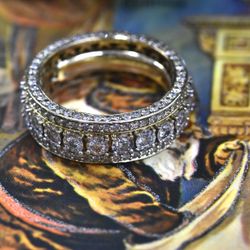 10k yellow gold man’s infinity ring, size 9