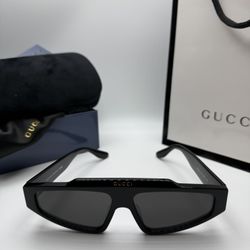 Sunglasses Gucci 