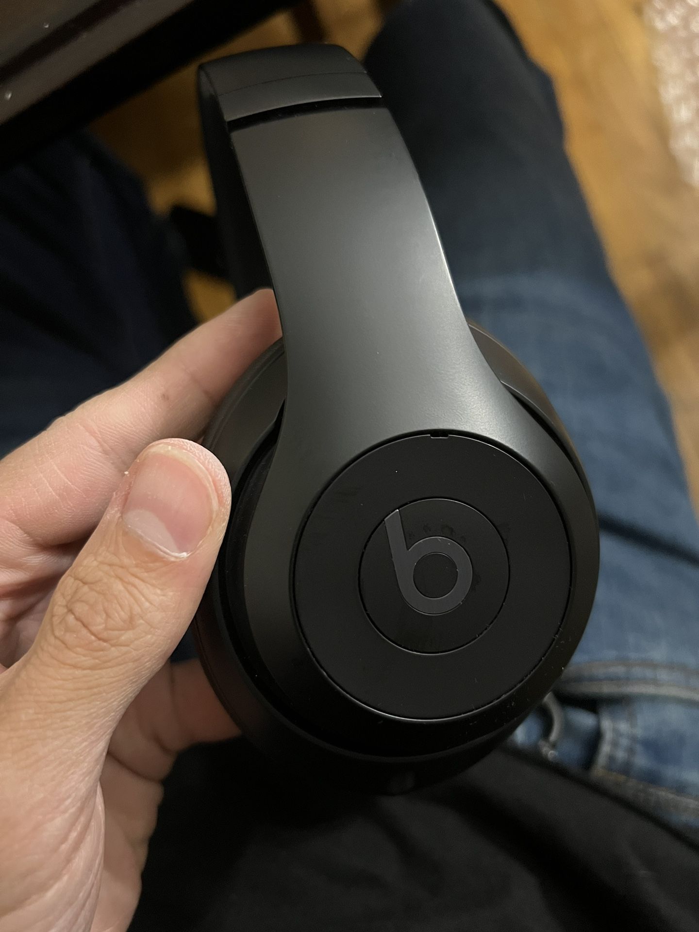 Beats Studio Pro Like New