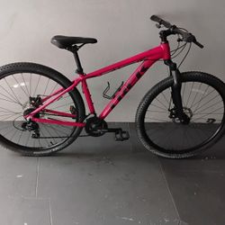 BICYCLE TREK 21 SPEED SIZE 29 BRAND NEW 