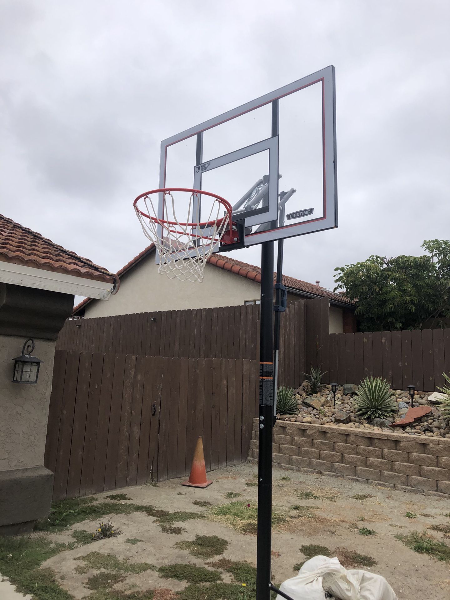 New Basketball Hoop Lifetime Brand 50” and Stand