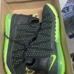 Nike Lebron 18 Dunkman 