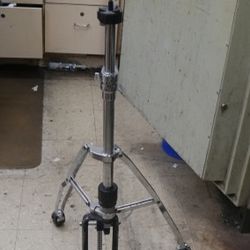 PEARL PEDAL COLLUPSABLE CLUTCH 2 LEG STAND PRE OWNED 866392-2