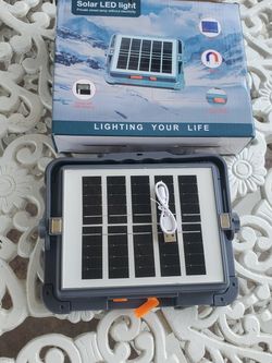 Solar/ Electric Led Light