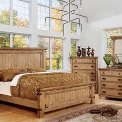 Brand New Rustic Wood 4pc Bedroom Set (Queen & King available)