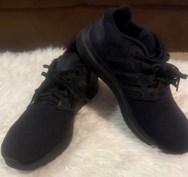 Adidas Women’s Size 10