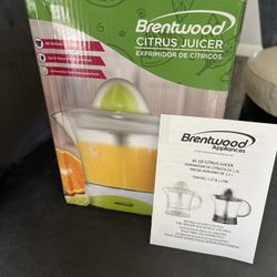 Juice Extractor Like New Used Once  Comes With Manual 