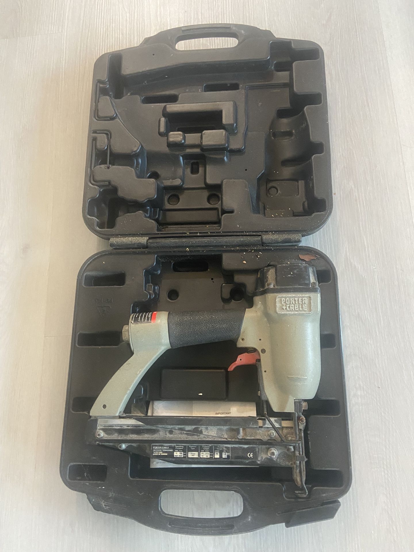 Porter Cable 16 GA Finish Nailer Model FN250B