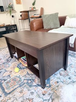 Modern Espresso Lift-Top Coffee Table with Hidden Storage – Great Condition