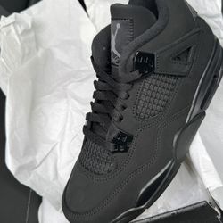 NIKE JORDAN RETRO 4s !! BLACK CAT (2025) 7Y!!!!
