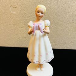 Vintage Lladro “Happy Birthday” figure (#5429)