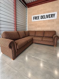 EXCELLENT CONDITION Sectional