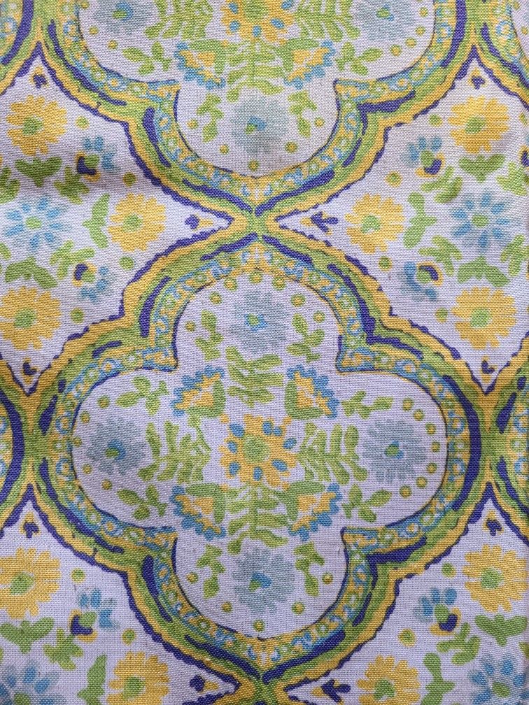 Beautiful Vintage Table Cloth