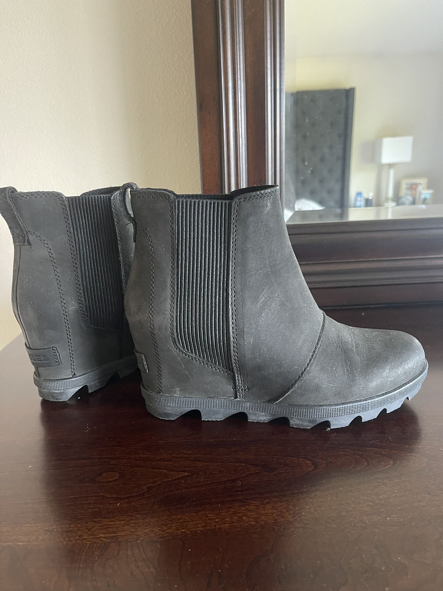 SOREL - Womens Joan Of Artic Wedge Booties