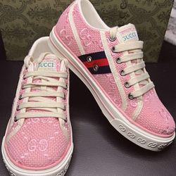 Pink Gucci Shoes 