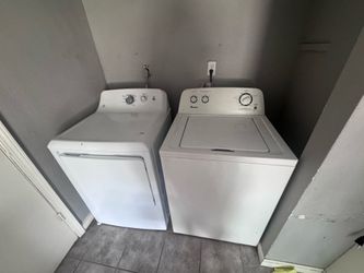Washer and dryer set