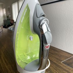 Cord Reel Iron