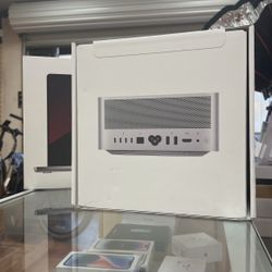 Mac Studio M2 Max Ultra 64Ram TB SSD 