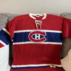 Sweater Sports Shirt Used-New