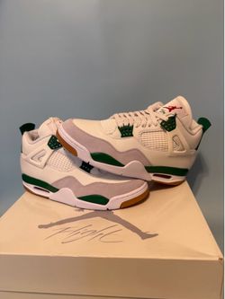Jordan 4 Sb Pine Green size 9