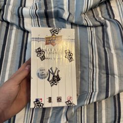 yankees legacy upper deck cards(sealed)